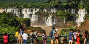 Mais de 42 mil visitantes prestigiaram as Cataratas no Carnaval