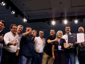 Governador anuncia em Foz mais R$ 100 milhões para reformas de escolas estaduais