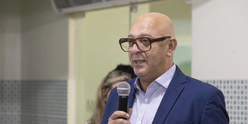 Elias Oliveira aponta desafios na proteção social básica do País