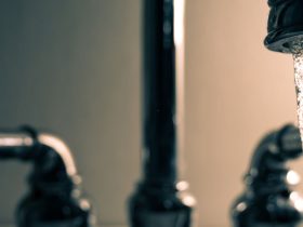 Queda de energia afeta abastecimento de água em Foz, na região da Vila Yolanda