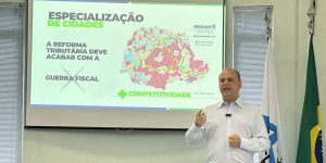 Ricardo Barros discute industrialização com prefeitos e lideranças de três regiões do Paraná