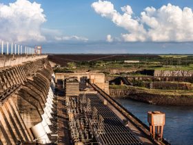 Turismo Itaipu convida população de Foz para comemorar os 50 anos da Binacional