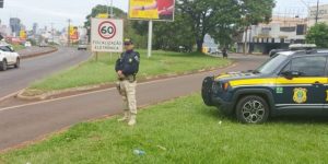 PRF flagra mais de 30 motoristas “furando fila” na entrada da Ponte da Amizade