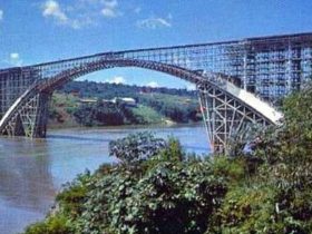 VÍDEO: Assista o documentário que mostra a Foz do Iguaçu dos anos 1960