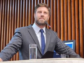 92547993 1bbc 4a0c 8b40 411187dbb4ec