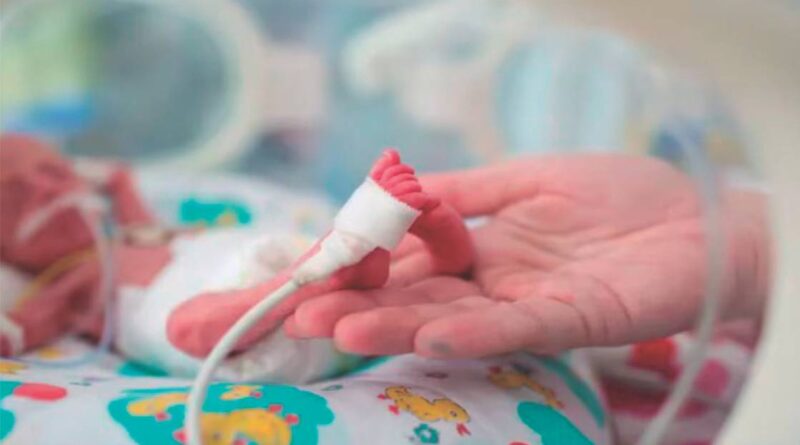 Bebê que nasceu sem sinais vitais “ressuscita” durante velório; caso intriga médicos na fronteira 1 bebeb 800x445 1