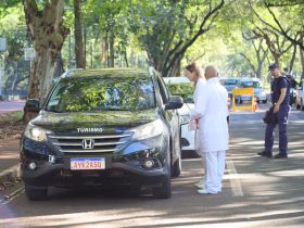 Blitz educativa orienta trabalhadores sobre segurança