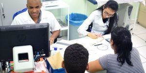 Unidades de saúde ampliam atendimento até as 22 horas para casos suspeitos de dengue, em Foz