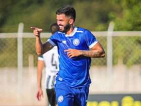 Foz do Iguaçu FC vence Grêmio Maringá com goleada de 7 a 0 na estreia