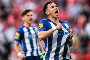 Iguaçuense Pepê é convocado pela Seleção Brasileira de Futebol