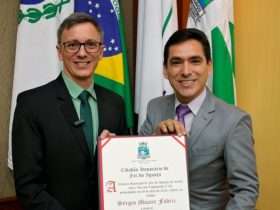 Diretor da Unioeste, Sérgio Fabriz, é Cidadão Honorário de Foz do Iguaçu