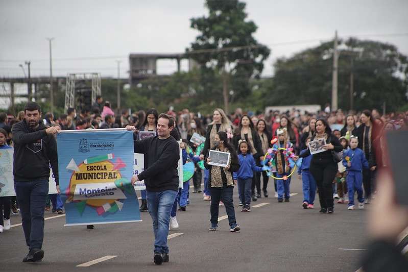 Desfile de 110 anos vai homenagear famílias pioneiras de Foz do Iguaçu 2 6964060c 6077 46aa 84c6 71cc6031d2a7 2