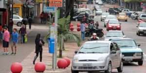 Com média de 13 furtos por mês, comerciantes da área central de Foz pedem mais segurança