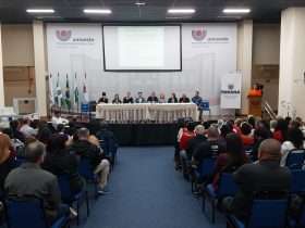 Conselho Estadual dos Direitos da Pessoa Idosa debate políticas públicas em Foz do Iguaçu
