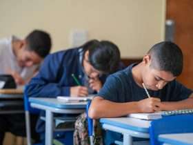 Justiça suspende greve dos professores da rede estadual do Paraná