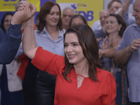 PSDB/Cidadania oficializa Karla Galende como candidata à prefeitura de SantaTerezinha de Itaipu