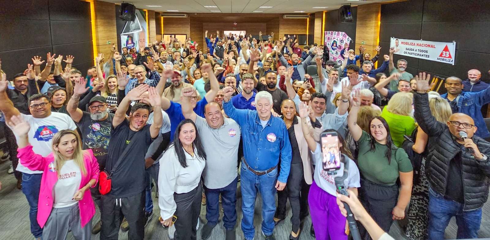Convenção do Mobiliza confirma candidatura de Requião à Prefeitura de Curitiba