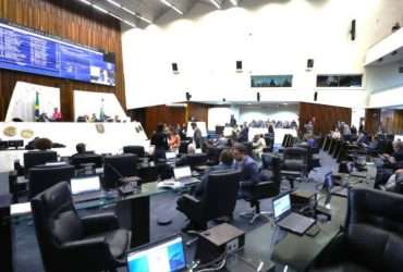 plenario assembleia 1