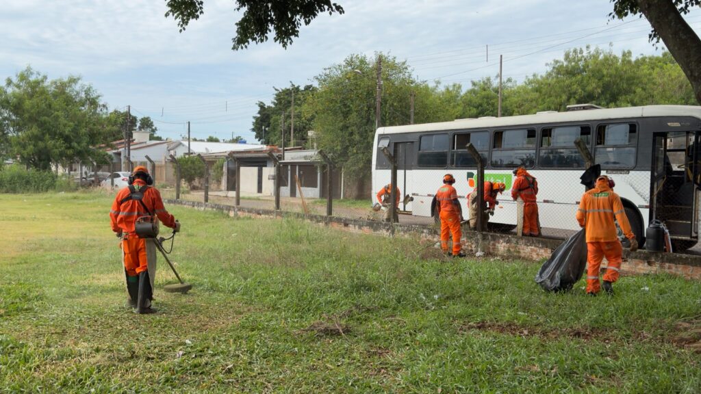 Em Foz, começa a Semana de Mobilização de Combate à Dengue no Porto Meira 2 1000284056