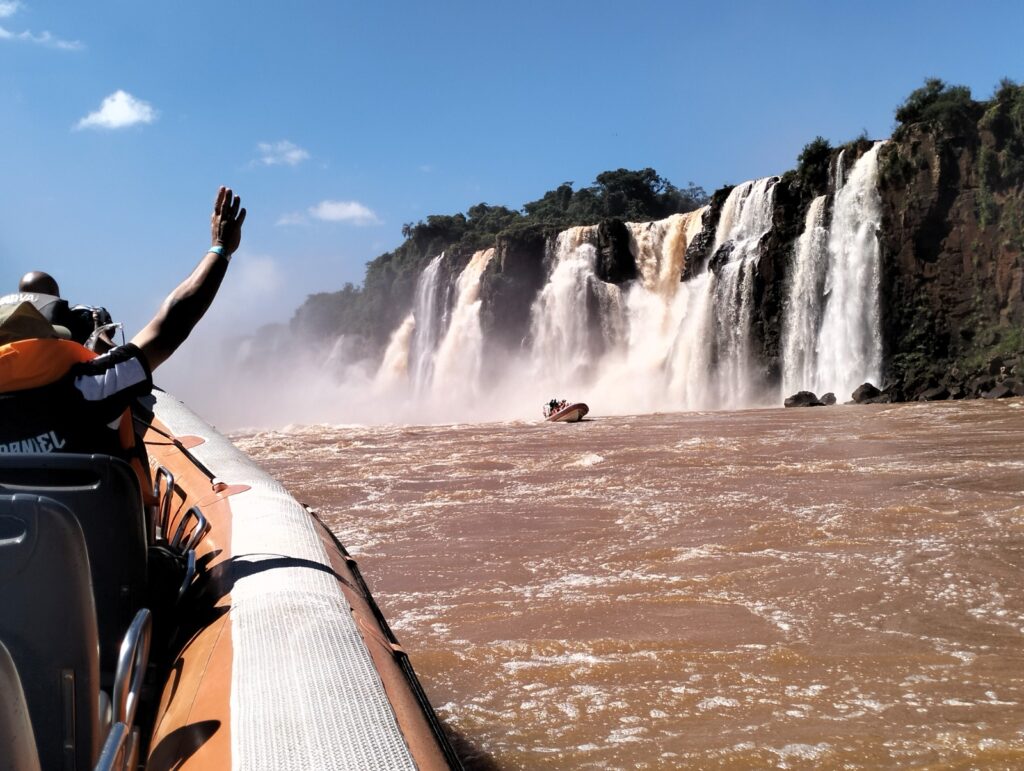 Nas férias de verão o Macuco Safari é o atrativo turístico ideal para viver aventura  