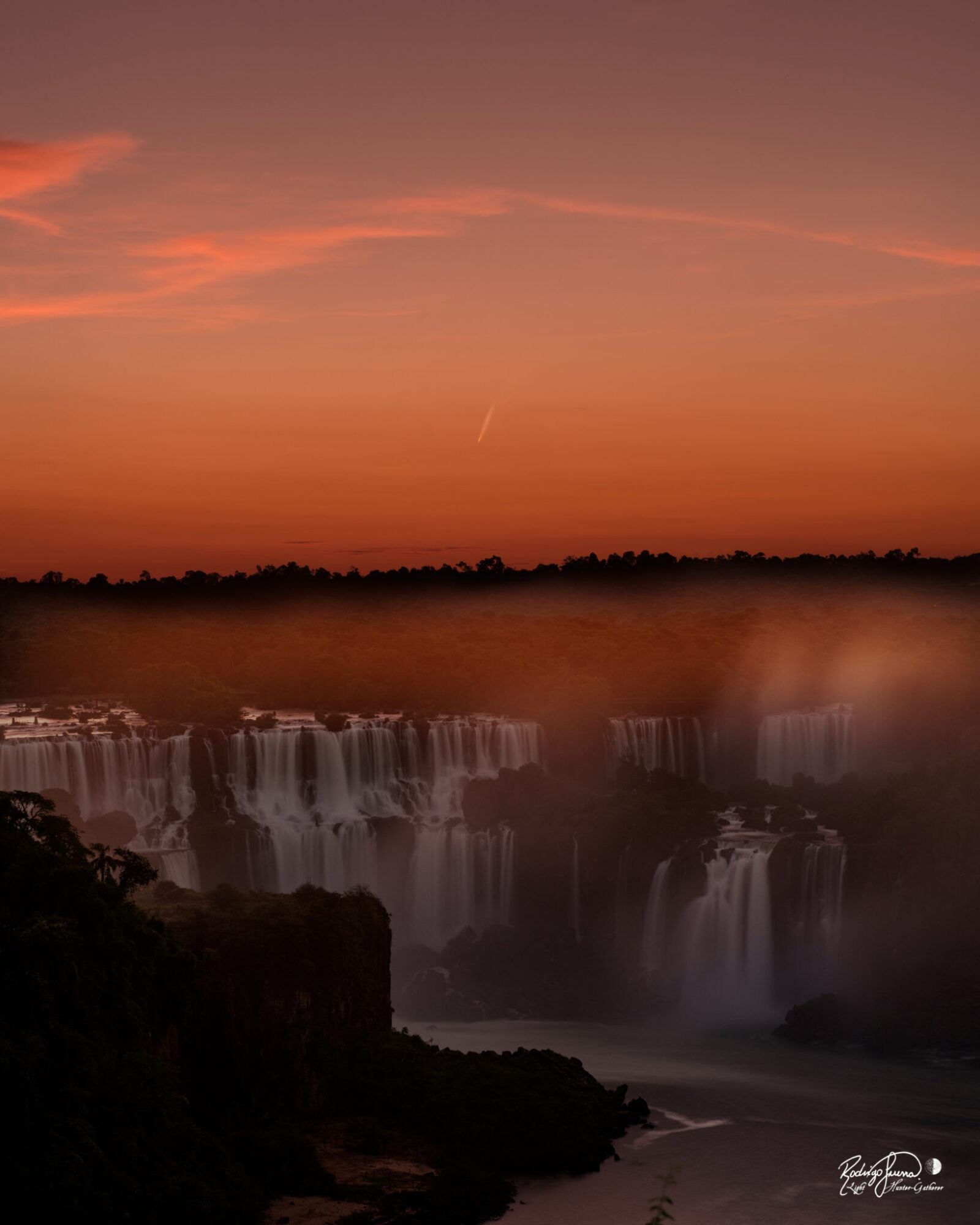 cometa nas cataratas