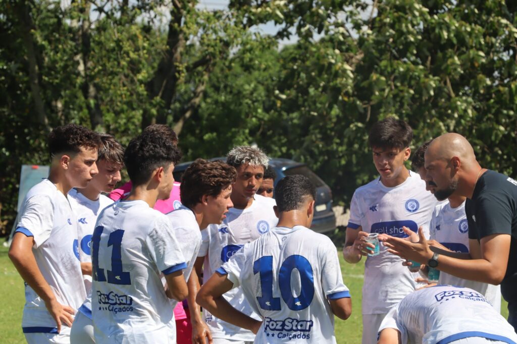 Foz do Iguaçu FC inicia temporada 2025 com reapresentação do sub-17