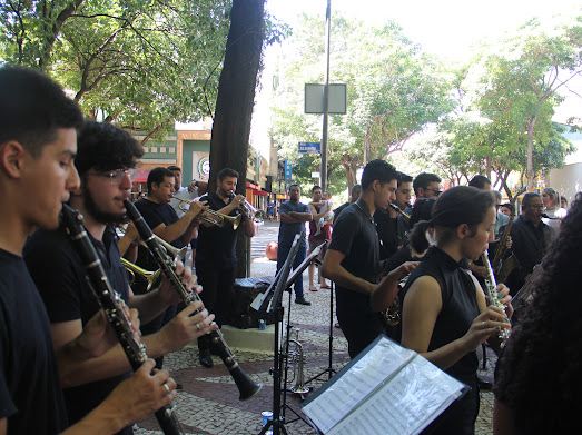 Alegria e Emoção na apresentação da Banda Filarmônica de Foz do Iguaçu 2 a24b9f7c aea7 4194 80e8 eabba4d2b090