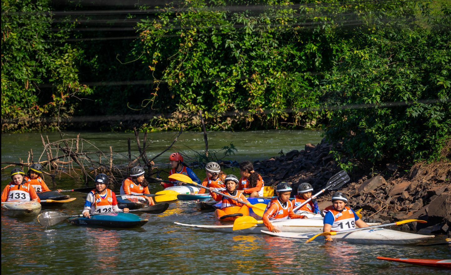 Instituto Meninos do Lago vence campeonato brasileiro de canoagem para iniciantes pela 12ª vez. Foto: Divulgação
