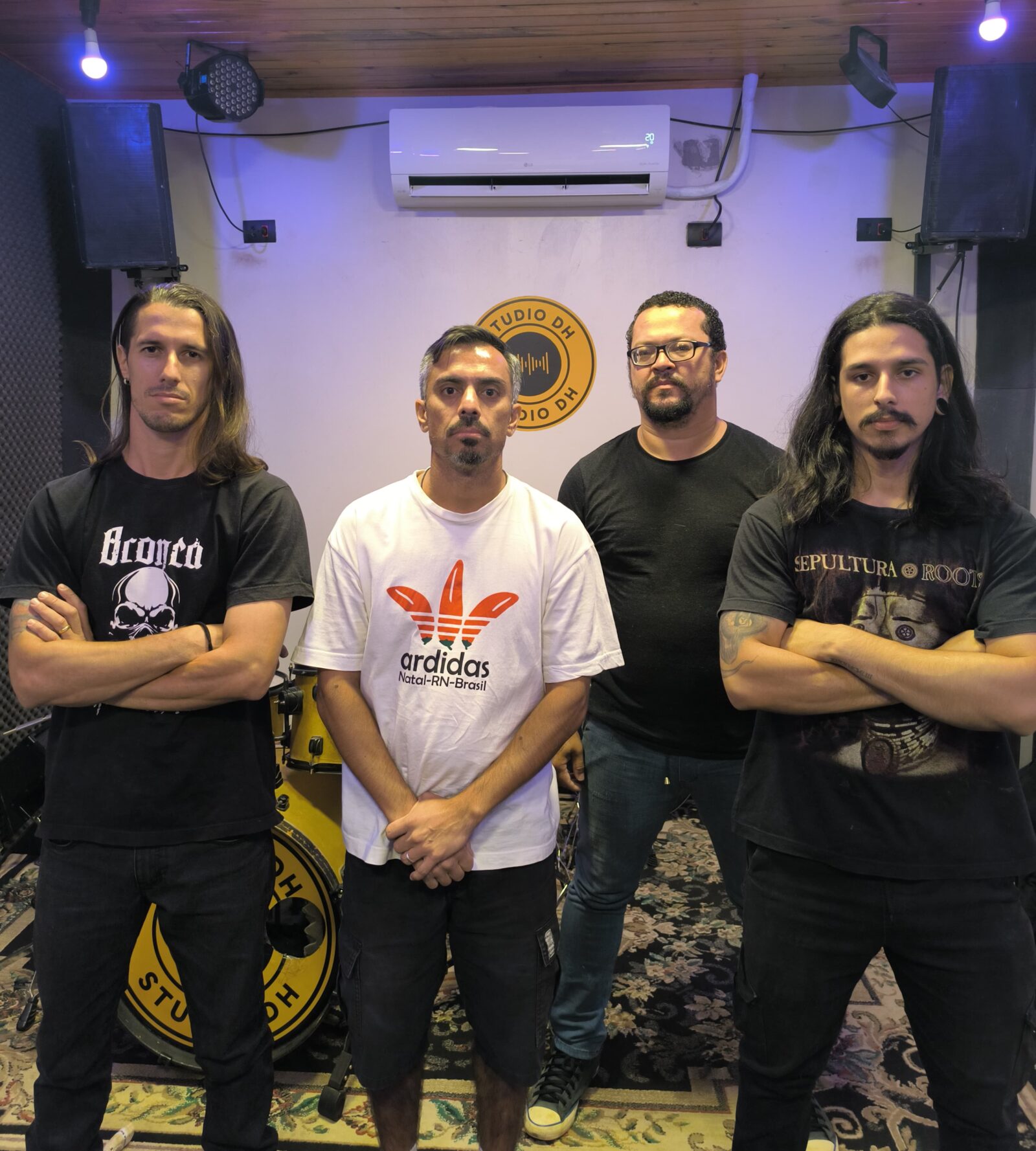 A formação atual da Bronca conta com Christian Militelli (guitarra e voz), Matheus Gabriel (baixo e voz), Daniel Hanns (guitarra e voz) e Ronaldo Koller (bateria) (Foto: Divulgação/Bronca)