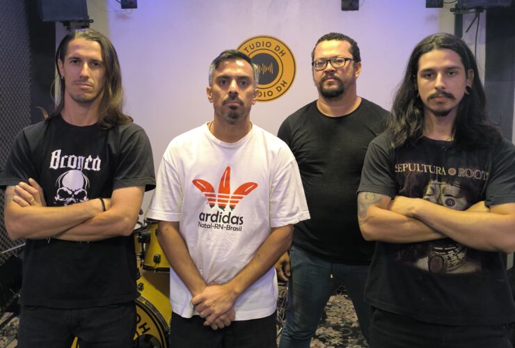 A formação atual da Bronca conta com Christian Militelli (guitarra e voz), Matheus Gabriel (baixo e voz), Daniel Hanns (guitarra e voz) e Ronaldo Koller (bateria) (Foto: Divulgação/Bronca)