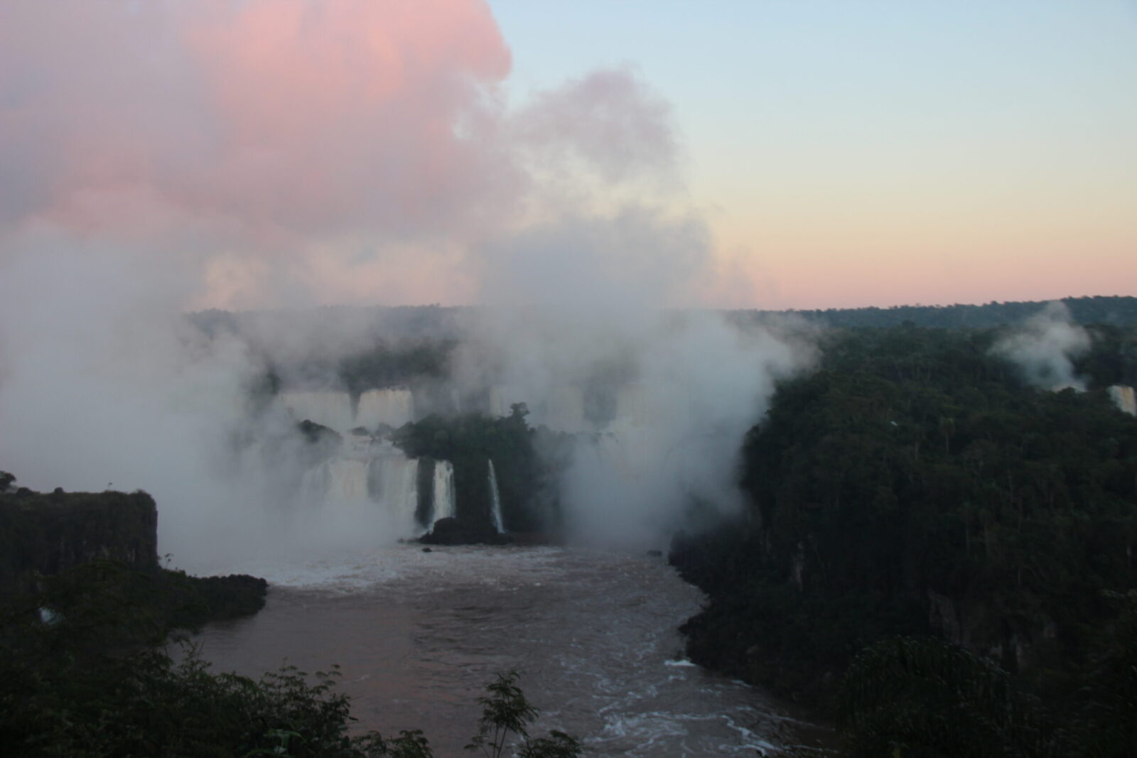 amanhecer nas cataratas 2 scaled