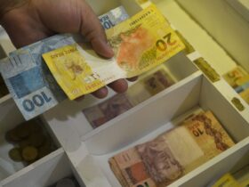 dinheiro caixa mcajr abr 2907221127