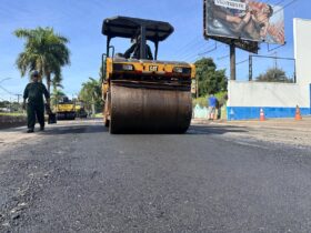 Asfalto quente na Avenida das Cataratas. Foto: Divulgação/ PMFI