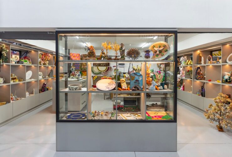 f781916a 2f03 4045 a54f c99469fcde38