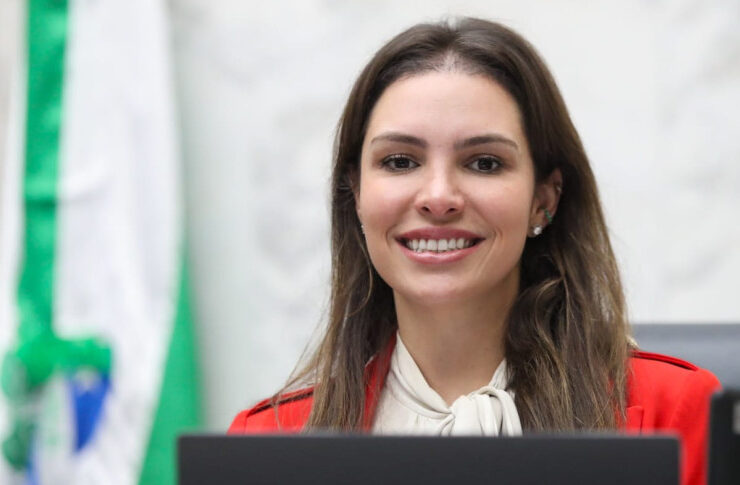 5qCr1rNTJtoa8PgiAxetTzvXggKGA5Vt0udJrEZz 1