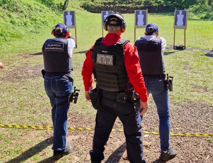 5ª turma da GM de Foz encerra treinamento em armamento e começa práticas de abordagem 1 Imagem do WhatsApp de 2025 09 26 as 10.34.26 b0536a34