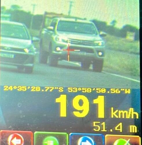 caminhonete chipada 1