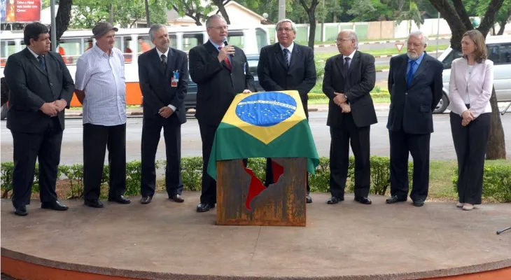 Ministério Público é acionado após retirada de monumento em Foz do Iguaçu 1