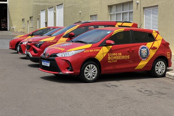 Bombeiros recebem quatro novas viaturas para ampliar atendimento e prevenção em Foz do Iguaçu 1 bombeiros recebem quatro novas viaturas para ampliar atendimento e prevencao 68fbe3b197e3a