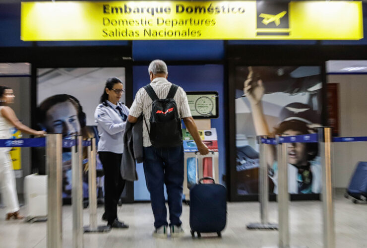 creditos roberto dziura jr aen 8