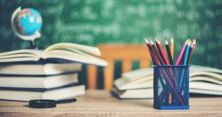 escola livros foto jcomp freepik