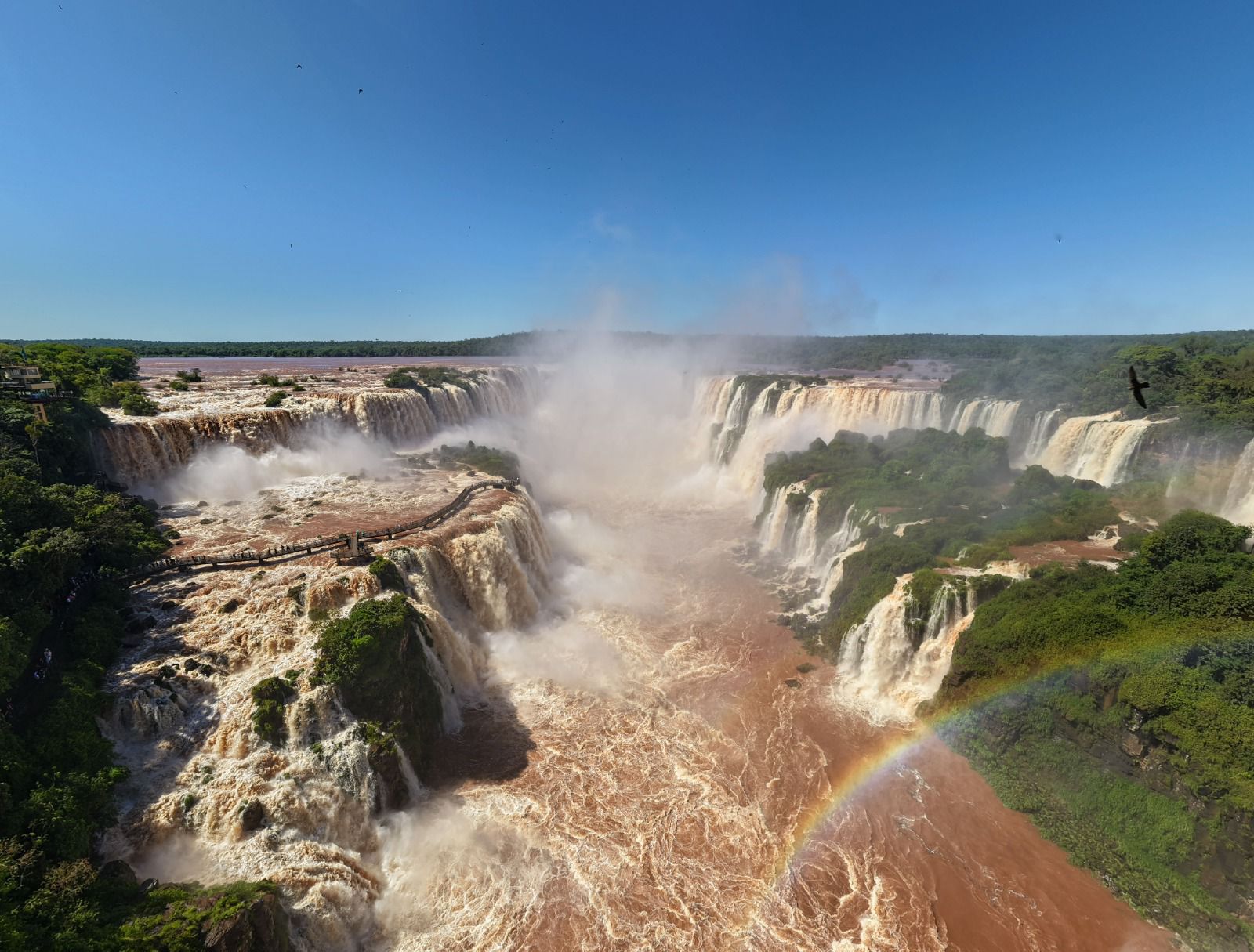 Parque Nacional do Iguaçu registra a maior visitação de outubro da história 1 Imagem do WhatsApp de 2025 11 05 as 11.45.34 d8875659