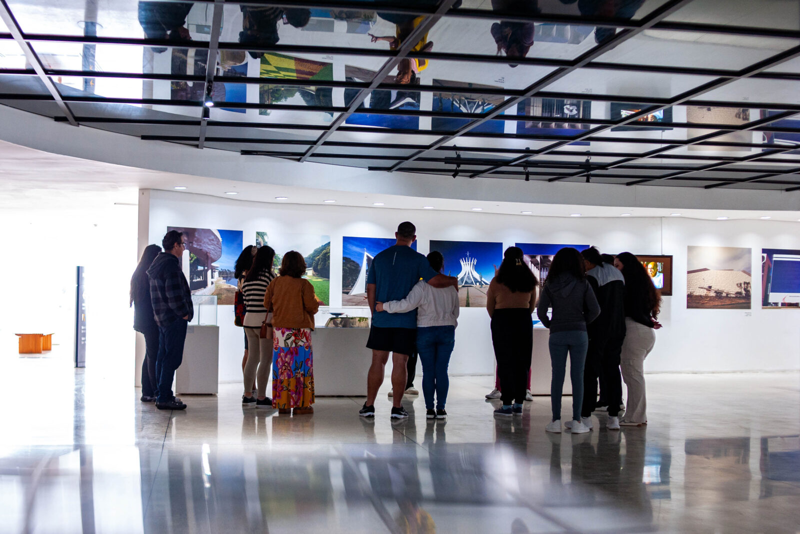 Museu Oscar Niemeyer promove visitas guiadas todas as sextas-feiras de novembro 1 visita guiada mon foto jaqueline prado 2