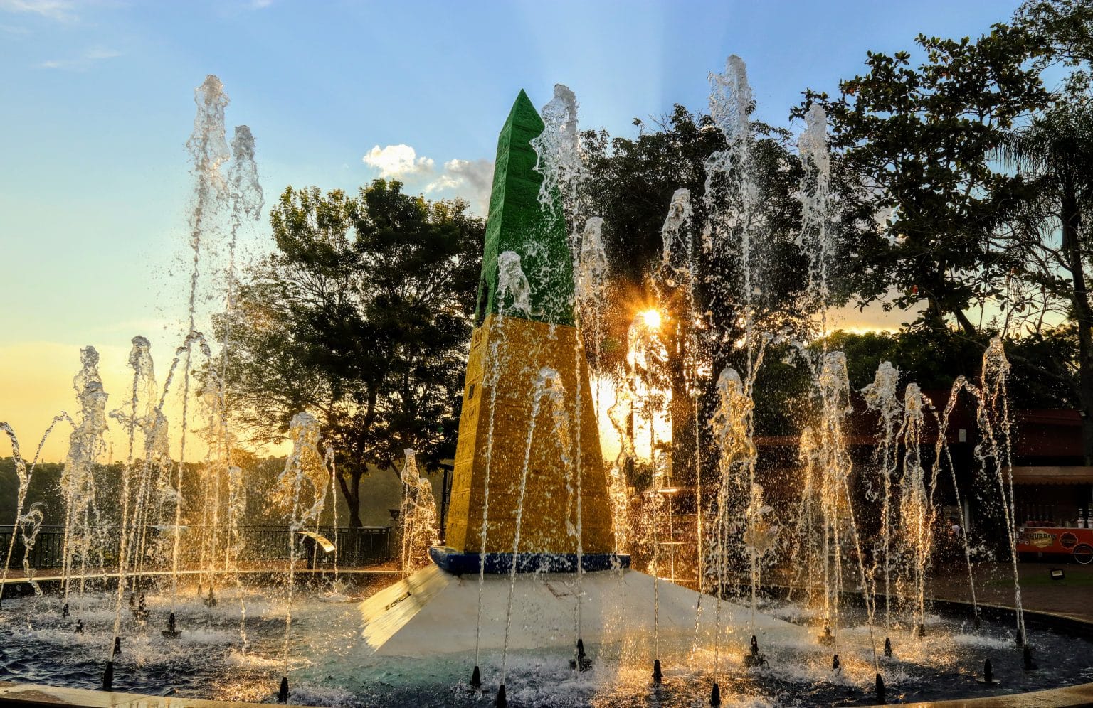 marco das tres fronteiras foz do iguacu em dezembro