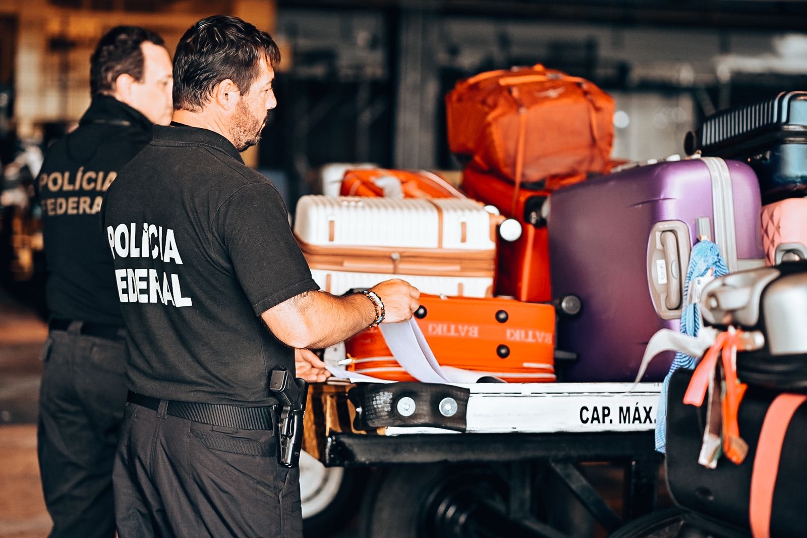 Mulher de 42 anos é presa no Aeroporto de Foz com 82 ampolas de medicamentos contrabandeado 1 remedio aeroporto