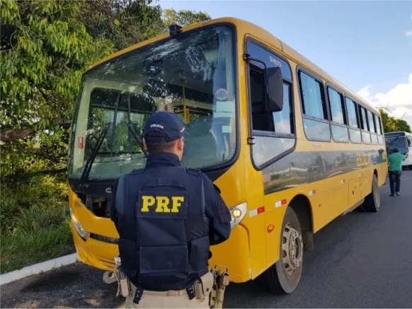 Transporte escolar em Foz do Iguaçu passa por fiscalização rigorosa de segurança 1 2d6d57d17b7031eeee1f7296c17d3966