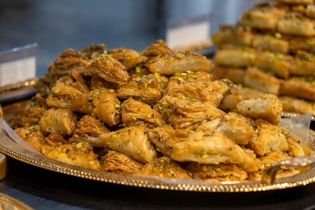 Doces Kapadókia encanta visitantes no Mercado Barrageiro com sabores, histórias e tradições do mundo árabe 2 WhatsApp Image 2026 01 21 at 11.29.01 1