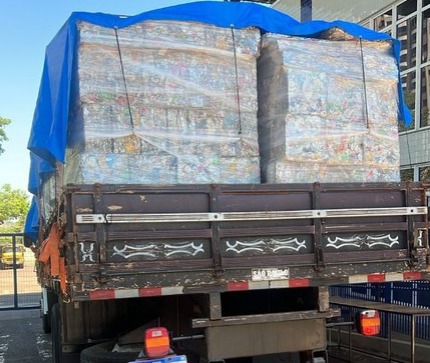 Operação integrada apreende mais de 15 toneladas de sucata em Foz do Iguaçu 1 WhatsApp Image 2026 01 25 at 01.15.05