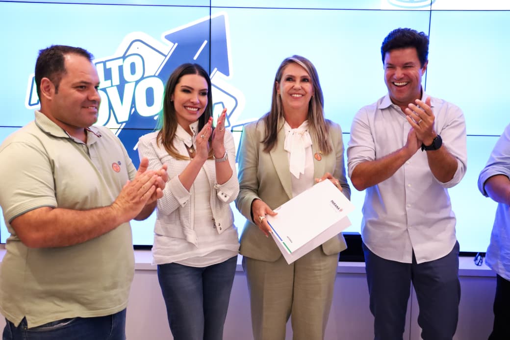 Governo autoriza licitação de R$ 6,7 milhões para pavimentação de ruas em distritos de Astorga 1 WhatsApp Image 2026 01 27 at 10.37.58