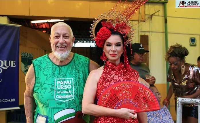 Reconhecimento: Eterno Rei Momo de Foz do Iguaçu, Walmor Maciel, recebe homenagem da Fundação Cultural 1 rei momo e patricia iunovich